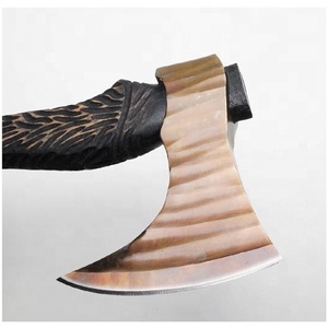 Pedidos a granel personalizados al por mayor, servicio OEM ODM, hacha de acero de alto carbono con mango de madera y Funda de cuero fino, hacha de tendencia - Product Image 4