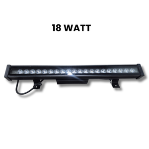 La série de projecteurs muraux 18W offre une luminosité améliorée et une couverture plus large, ce qui en fait un modèle idéal pour les applications architecturales de taille moyenne. - Product Image 1