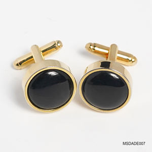 Un par de gemelos chapados en oro de 18 quilates para hombre con piedras preciosas de meteorito negro Fengshui (MSDADE007) de la colección Tinh Vu - Product Image 1