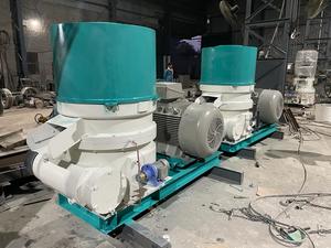 Broyeur à granulés de biomasse à matrice plate à entraînement par le bas, broyeur à granulés de bois, granulateur à matrice plate, machine à fabriquer des granulés - Product Image 2