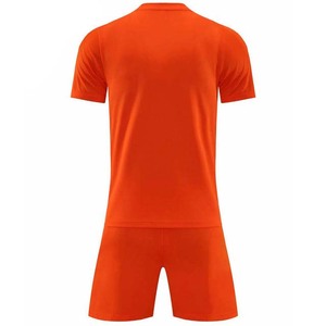 100% poliéster Spandex ropa deportiva ropa de fútbol uniformes sublimación impresión cuello redondo Jersey y pantalones cortos uniformes de fútbol para adultos - Product Image 3