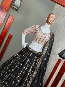 Tenue de créateur, COLLECTION EXCLUSIVE, chemisier GEORGETTE LEHENGA, combinaison de travail et dupata - Product Image 4