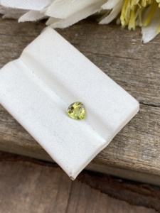 Chứng Nhận Sinh Học Tự Nhiên Màu Sắc 0.74 Carat Tourmaline Tim Cut Loose Đá Quý Tuyệt Vời Màu Vàng Cho Đồ Trang Sức Làm - Product Image 3