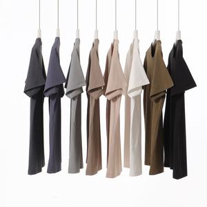 Camiseta de manga corta con cuello redondo de secado rápido ligera de verano para hombre, camiseta sólida transpirable de 200 gramos para hombre, ajuste holgado - Product Image 3