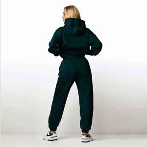 Ensemble de vêtements pour femmes, nouveau design 2025, logo personnalisé OEM, survêtement, vêtements de détente, pantalon de survêtement et sweat-shirt, ensemble 3 pièces - Product Image 4