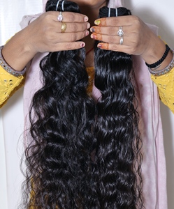 Ninguno procesamiento químico Cutícula alineada Natural ondulado Paquetes vírgenes baratos Extensiones de cabello humano de templo indio - Product Image 2