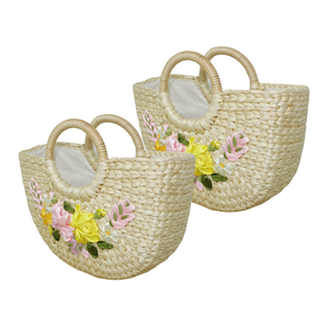 กระเป๋าสะพายไหล่ผักตบชวาธรรมชาติที่มีลวดลายทอมือที่ไม่ซ้ำกันและการจัดเก็บที่กว้างขวางสำหรับสิ่งจำเป็นในชีวิตประจำวัน - Product Image 1