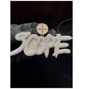 Elegante estilo Hip Hop Iced Out 925 Colgante de diamantes de plata esterlina con fianza artística Hecho ideal para damas Uso en bodas o fiestas - Product Image 1