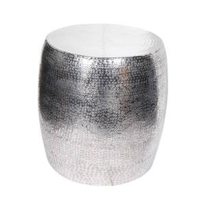 Tabouret en fonte d'aluminium recyclé au Design tourné disponible en métal poli brillant tabouret de meubles de maison pour le jardin - Product Image 3