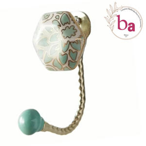 Ganchos para abrigos y sombreros de hierro fundido de diseño moderno hechos a mano con perilla de cerámica dorada marroquí para uso en dormitorio, cocina o armario - Product Image 1