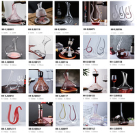 HUAHANG Carafe à vin unique en verre soufflé à la main avec aérateur intégré et décanter pour vin rouge de montagne