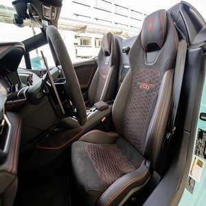 Voiture de sport convertible haute performance d'occasion 2024, transmission automatique, configuration AWD/RWD, intérieur haut de gamme - Product Image 5