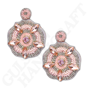 Nimrukti Purple Dusk Pendientes hechos a mano con cuentas y lentejuelas Bordado Elegante declaración Joyería para ropa de noche, bodas - Product Image 3