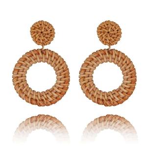 Hot Designs Shape Boho Rattan Chandelier Pendientes Estilo vintage Mujer Accesorios Multicolor Ecológico Joyería Precio barato - Product Image 3