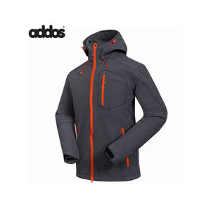 Abrigo de invierno Softshell táctico personalizado de alta calidad, capucha extraíble, patrón de camuflaje de invierno, chaquetas de hombre OEM de calle alta - Product Image 1