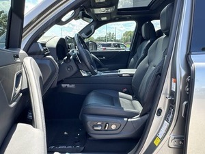 รถยนต์มือสอง Lexus LX 600 Luxury ปี 2023 พร้อมขาย เบาะหนัง กล้องหลัง มาตรฐานไอเสียยูโร 3 ความจุ 8 ลิตร - Product Image 2