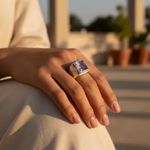 Bague signet pour homme en argent 925 avec pierre précieuse améthyste, sertie en cluster avec un serti en or 14 carats, bijoux fins et élégants, technologie d'incrustation - Product Image 3