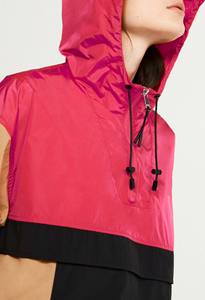 Chaqueta cortavientos de nailon para mujer, jersey de talla grande, personalizado, informal, con capucha, deportiva, ligera, impermeable, chaqueta cortavientos para mujer - Product Image 5