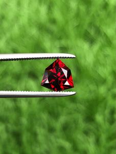 100% พลอยโกเมนสีแดงเข้มตามธรรมชาติคุณภาพยอดเยี่ยม1.80กะรัตพลอยมีค่าหลวมจำนวนมาก - Product Image 4