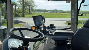 2021 Fendt 1050 Vario Tractor - 517 HP Tractor MFWD de alta potencia con motor diésel MAN, transmisión continua Vario - Product Image 4