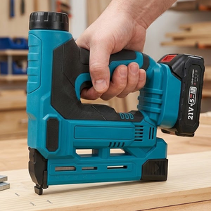 Cloueuse à air comprimé sans fil 20V polyvalente pour le bois contreplaqué, les charpentes et la construction commerciale - Product Image 5