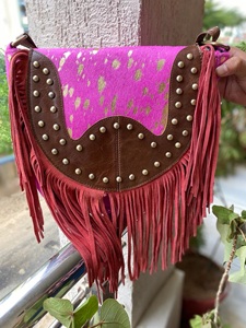 Nouveaux cheveux sur rose métallique daim cuir frange peau de vache croissant sacs à main femmes à la mode vente chaude en forme de baril sac à bandoulière - Product Image 2