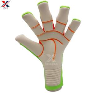 ถุงมือผู้รักษาประตูหนังคุณภาพสูงสำหรับกีฬากลางแจ้ง 男女兼用 กันน้ำ สายรัดข้อมือปรับได้ ป้องกันนิ้วมือ ขายส่ง OEM - Product Image 4