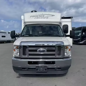 Se Vende Autocaravana Phoenixx Cruiser 2552 Usada en Buen Estado, Modelo 2022, para 4-6 Pasajeros, Interiores Espaciosos, Envío a Todo el Mundo - Product Image 4