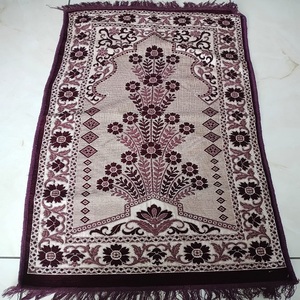 พรมสำหรับสวดมนต์ผ้าแจ็คการ์ดลายดอกไม้มุสลิมแบบอิสลามนุ่มสบายกันลื่นสำหรับการเดินทางผ้าโพลีเอสเตอร์เนื้อนุ่มพับได้เสื่อสวดมนต์ - Product Image 6