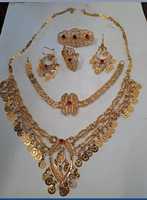 Parure de Bijoux de Mode d'Inspiration Vintage Italienne 2024, Collier en Cuivre Plaqué Or 24 Carats, Expédition Directe des États-Unis et de France vers les Comores et Mayotte