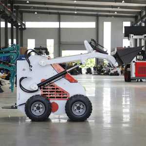 Mini-chargeuse compacte Bobcat S450 d'occasion, de marque très réputée, avec moteur diesel américain et pneus, pour la vente en gros - Product Image 2