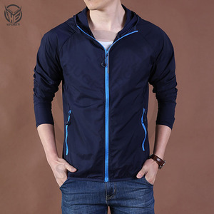 Veste de pluie d'hiver à capuche personnalisée de haute qualité pour hommes avec col montant 100% matériau en nylon imperméable et écologique - Product Image 3