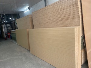 Mejor venta-Tablero de partículas de tamaño personalizado Precio barato-Tablero de aglomerado/OSB para muebles Impuestos más bajos - Product Image 4