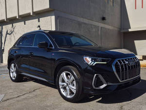 Audi Q3 quattro S line Prem Plus 45 TFSI 2022 en perfecto estado - Product Image 3