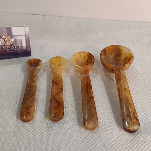 Cubiertos de resina de primera calidad aptos para alimentos incluye cucharas de la India por UCI para fiestas - Product Image 1