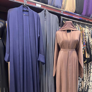 2024 dubaï beaux vêtements islamiques traditionnels noirs pour femmes arabie saoudite Abaya dubaï Abaya vêtements musulmans chiffons du golfe - Product Image 1