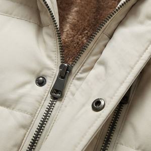 Meilleur fournisseur de vêtements pour hommes professionnels, vêtements de qualité supérieure, vente chaude, vêtements d'extérieur respirants, parkas, vestes isolées, vêtements d'extérieur pour la neige - Product Image 4