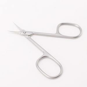 Tijeras de Manicura de Acero Inoxidable con Hoja Curva al por Mayor, Tijeras de Cutícula para Salón de Belleza y Maquillaje, Pakistán - Product Image 3