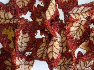 Mantel Individual de Lujo Hecho a Mano con Cuentas, Duradero y Antideslizante - Product Image 4