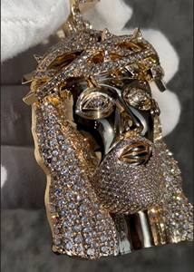 Pendentif Peace en or 14 carats plaqué argent sterling 925 avec moissanite VVS glacée en serti canal, certifié IGI, coupe brillante, pour homme - Product Image 6