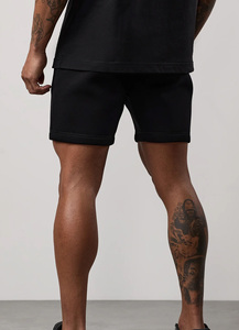 Shorts de gym en molleton noir pour hommes, vêtements d'été décontractés, taille élastique, cordon de serrage, tissu doux, 2 poches latérales, shorts pour hommes, vente en gros - Product Image 2