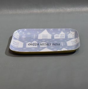 Plateau rond en bois bleu avec un motif de Noël amusant pour servir des collations et embellir votre maison ou votre table de fête - Product Image 5