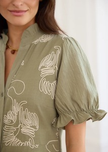 Peignoir et chemises en coton Naelle très demandés Mode vintage pour le bureau ou les sorties décontractées Tenue de tous les jours détendue au prix d'usine - Product Image 4