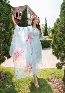 NOUVELLES DERNIÈRES BANDES EN COTON PUR AVEC PURE VISCOSE ORGANZA AVEC IMPRESSION NUMÉRIQUE A-LINE KURTI INDIEN AVEC PANTALON EN VENTE EN LIGNE - Product Image 5