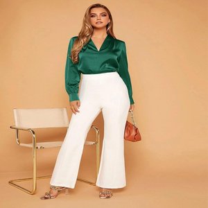 Satén verde cuello en V con puños de manga larga diseño de longitud corta Top para mujer Top verde estilo camisa Top para mujer - Product Image 5