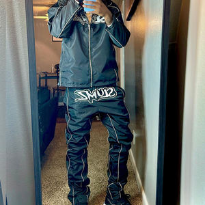 Conjunto de Dos Piezas de Chaqueta Cortavientos Personalizada OEM y Pantalones de Nailon, Traje Deportivo con Cremallera de Nailon, Traje Cortavientos - Product Image 5