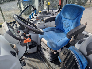 Vente chaude Qualité New Hollands 8340 Tracteur 7840 4WD Tracteur 4x4 Compact Rotavator Lames New Hollands T5.105 Tracteur - Product Image 4