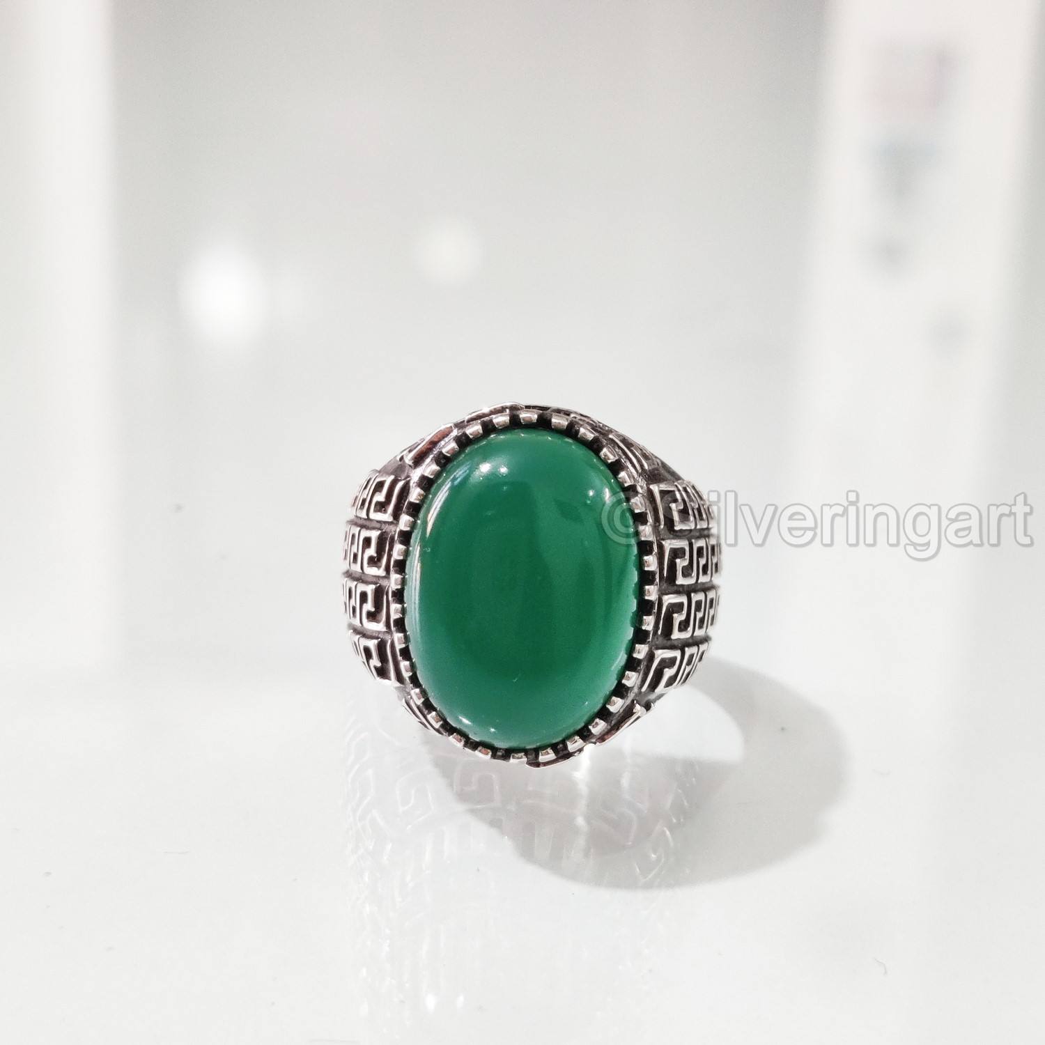 สีเขียว