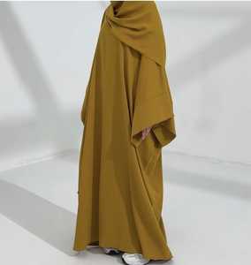 Abaya Kaftan en tissu Nida de haute qualité au design modeste avec manches élastiques et double poches latérales Vente en gros - Product Image 2