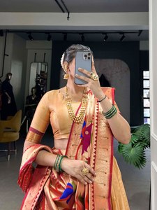 Nouveau élégant traditionnel Jacquard soie Paithani Lehenga Choli classique et contemporain Saree de mariée traditionnel pour les mariages - Product Image 2
